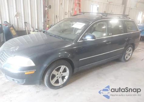 2004 Volkswagen Passat Glx z USA, uszkodzony, nr VIN WVWWH63B44E181289